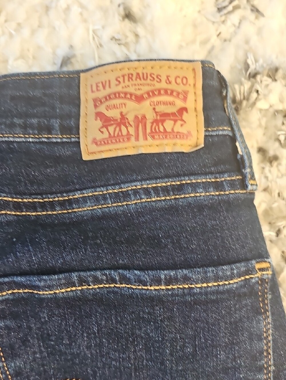 Levi's Dark Blue Skinny High-Rise Women's Jeans Size 26 - Picture 2 of 3